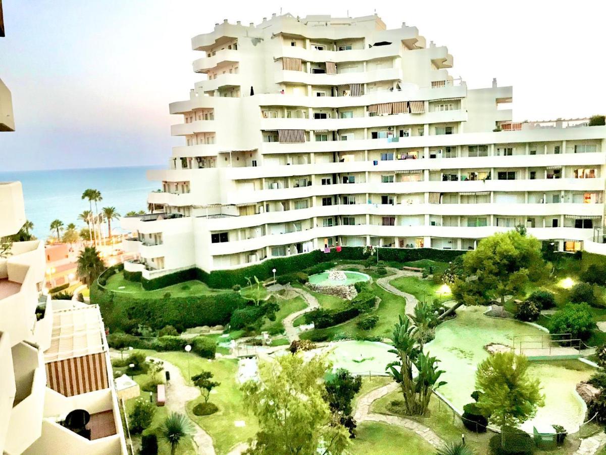 Estudio Benalbeach Primera Linea De Playa Benalmadena Bagian luar foto