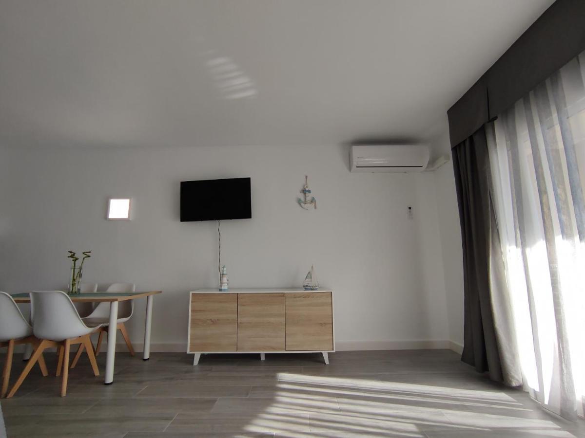 Estudio Benalbeach Primera Linea De Playa Benalmadena Bagian luar foto