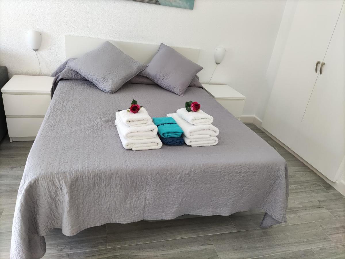 Estudio Benalbeach Primera Linea De Playa Benalmadena Bagian luar foto