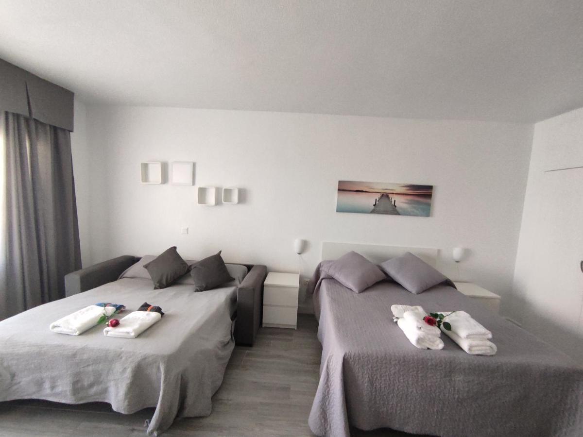 Estudio Benalbeach Primera Linea De Playa Benalmadena Bagian luar foto