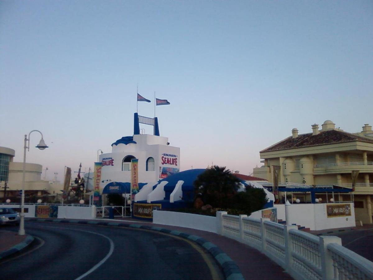 Estudio Benalbeach Primera Linea De Playa Benalmadena Bagian luar foto